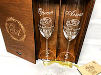 Весільні келихи на річницю з гравіюванням "25 років щастя" у дерев'яній коробці "Вінок" (тікове дерево), фото 3