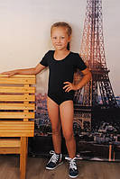 Спортивный купальник для танцев и гимнастики с коротким рукавом 140-146 см черный