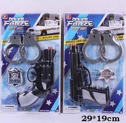 Поліцейський набір пістолет значок наручники 2323-5