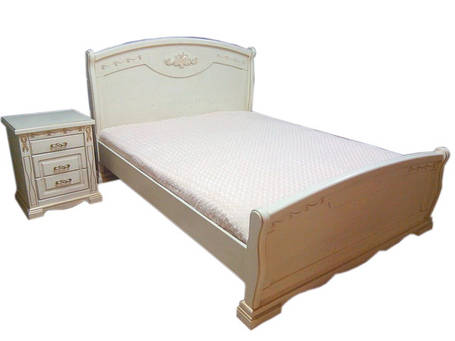 Дерев'яні спальні і ліжка