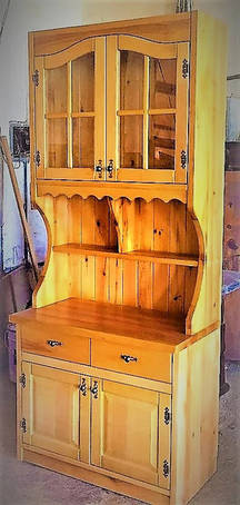 Дерев'яна меблі в стилі Рустик