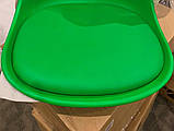 Барний стілець пластик Milan (Мілан) зелений 44 на дерев'яних ніжках, фото 2