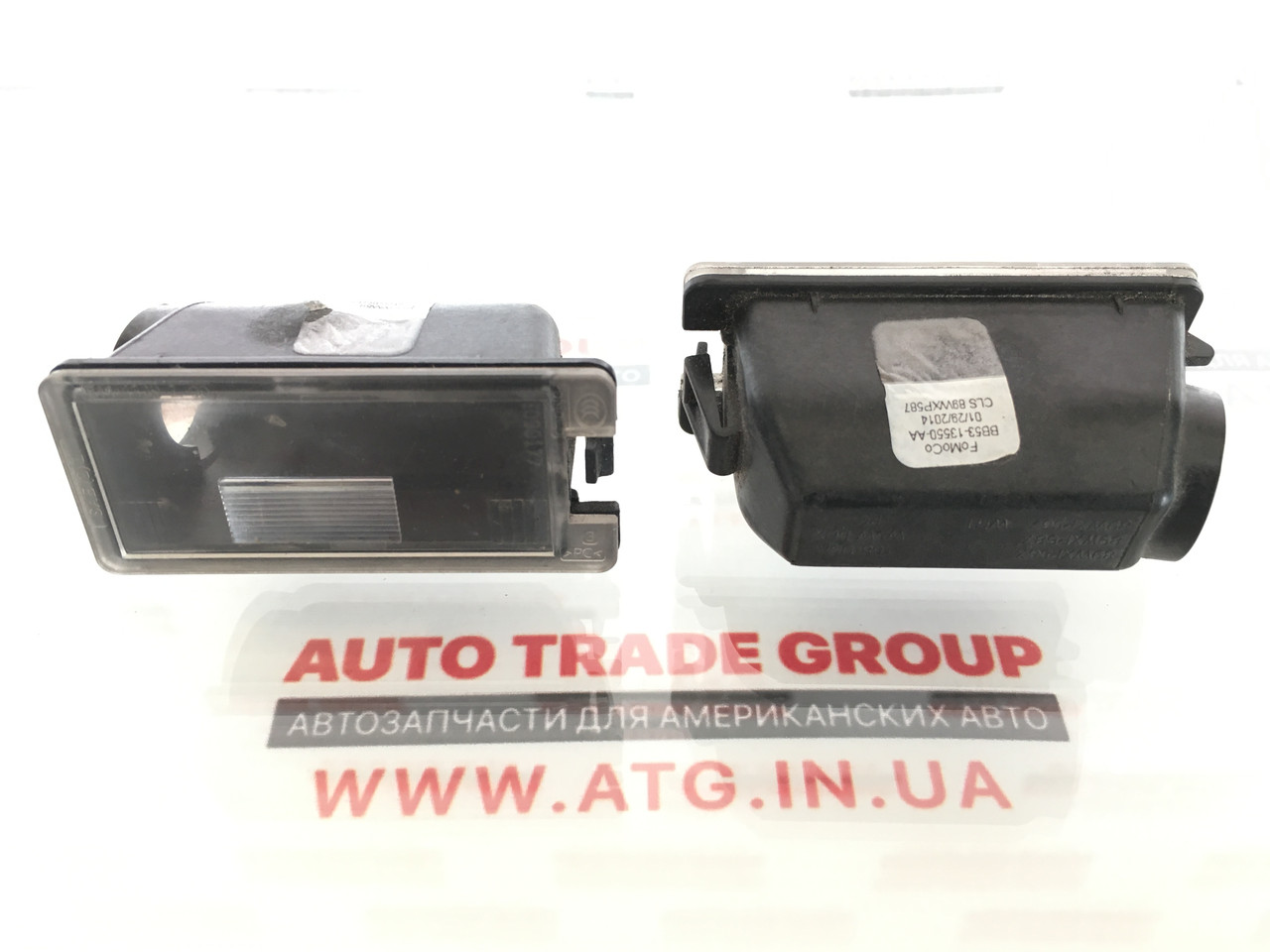 Підсвідка номера (L/R) Ford Fusion USA оригінал б/у BB53-13550-AA
