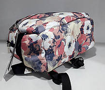 Модний жіночий рюкзак невеликий із кишенями бежевий у квітковий принт Dolly 393, фото 2