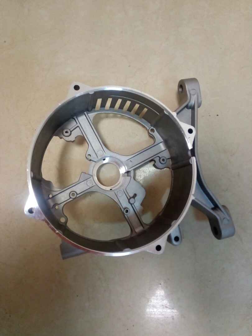 Кришка генератора задня під підшипник 6204 5-6 кВт TATA, фото 1