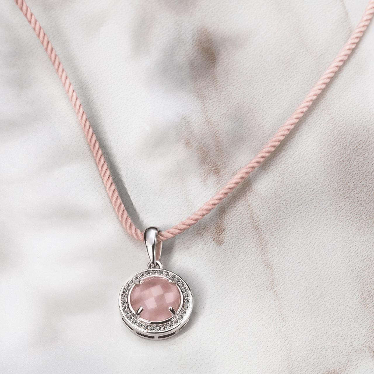 Подвеска с натуральным розовым кварцем на шнурке Norrsken Dusty Rose Quartz Pendant on Cord - фото 1 - id-p1181167284