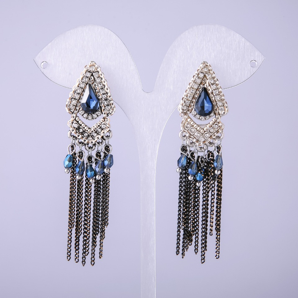 Сережки в східному стилі з синіми кристалами L-70мм купить бижутерию дешево