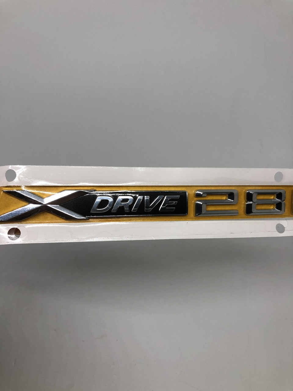 Емблема, логотип, значок, наклейка, шильдик, напис, літери, логотип Xdrive 28 i на BMW (Оригінал!)