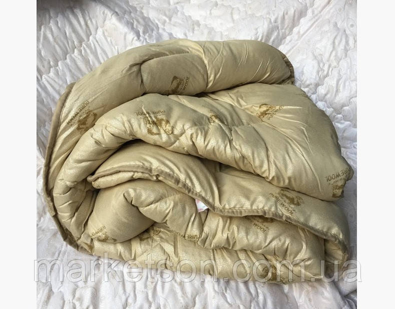 Зимова тепла ковдра з овечої вовни 195*215. Мікрофібра.