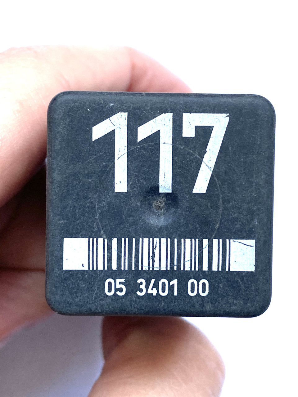 Автомобільне реле No 117 05340100 / 357906121 12V