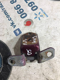 Петля двері Mazda