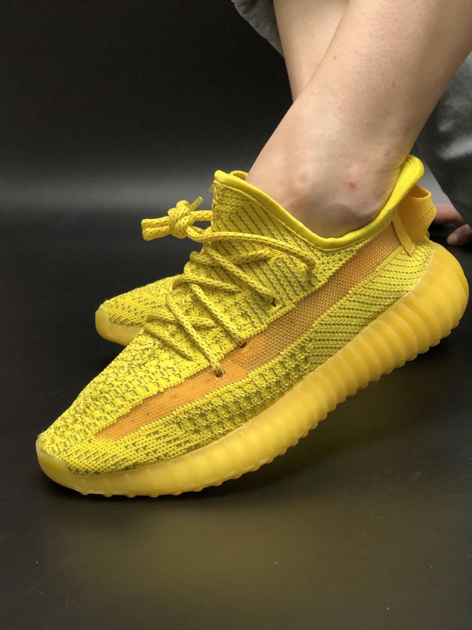 Жіночі жовті Кросівки Adidas Yeezy Boost 350