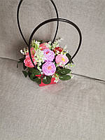 Кошик квітів із мила
