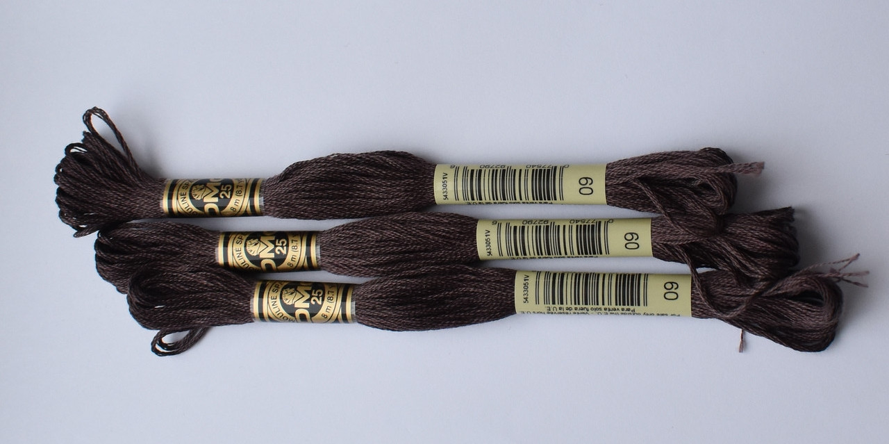 Нитки муліне DMC колір 10 ніжно-зелений оч. св., арт.117, фото 1