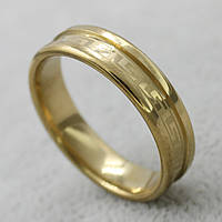 Кольцо золотистое из ювелирной медицинской стали от Stainless Steel марка 316 L ширина 6 мм версаче