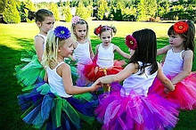 Виробництво і продаж модних дитячих спідниць із фатіну в розмірах від 1 до 8 років більше 40 кольорів