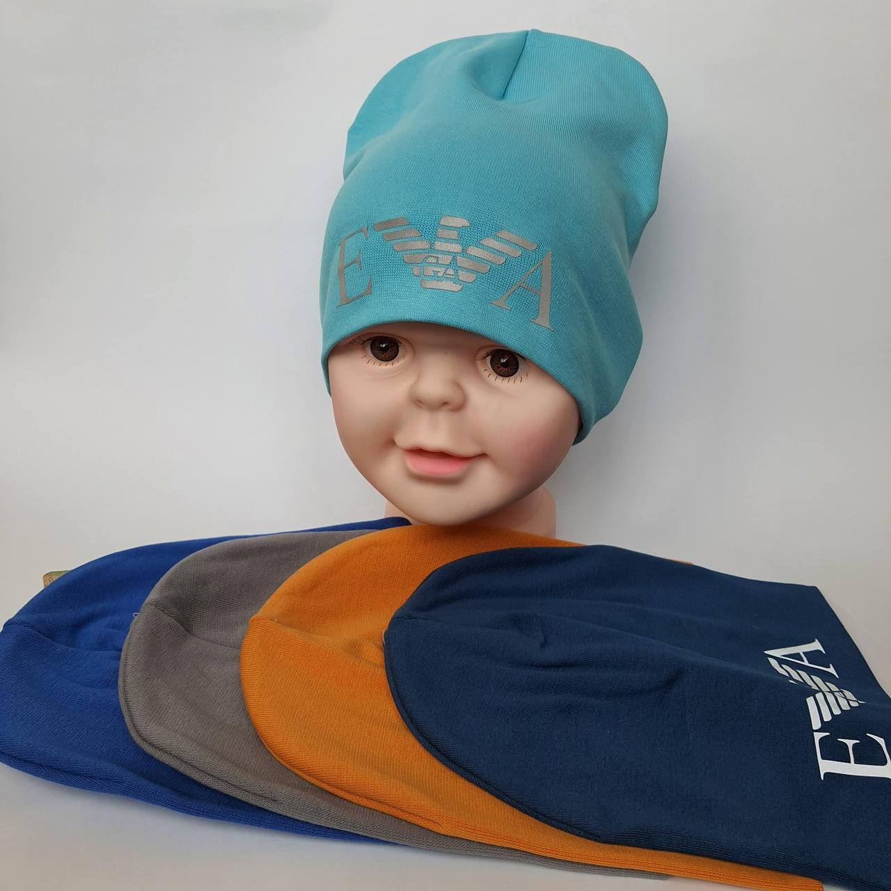 Шапка трикотажна подвійна р 50-52. Принт зі светоотрожателем, світиться в темряві.