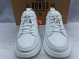 Комфортні шкіряні білі кросівки на платформі Rondo, фото 4