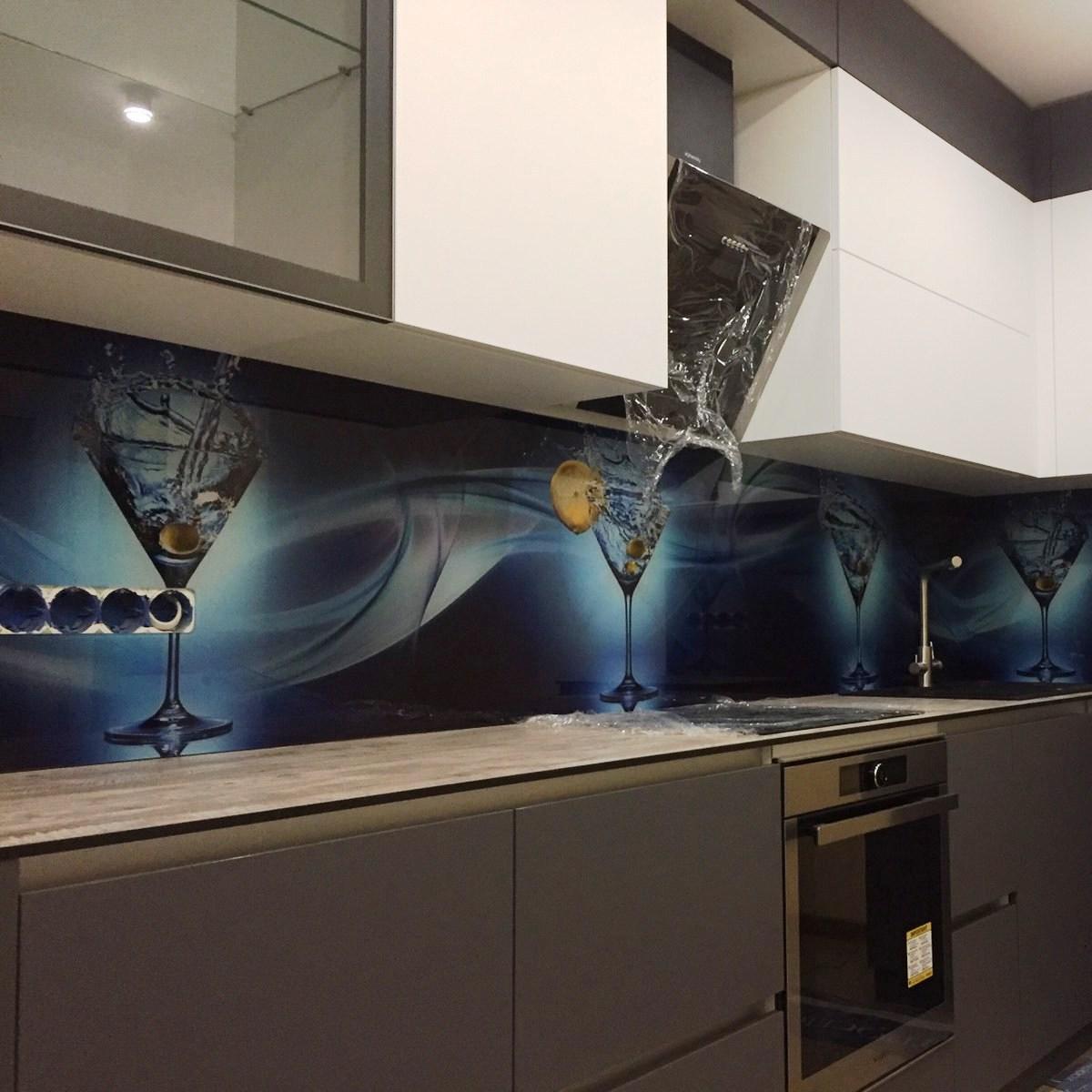 Скіналі зі скла Напої в блакитних келихах, фото 1