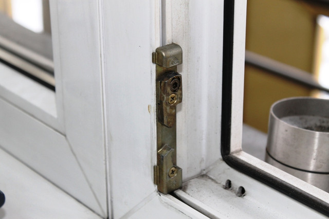 Гумовий ущільнювач Ущільнювач для пластикових вікон