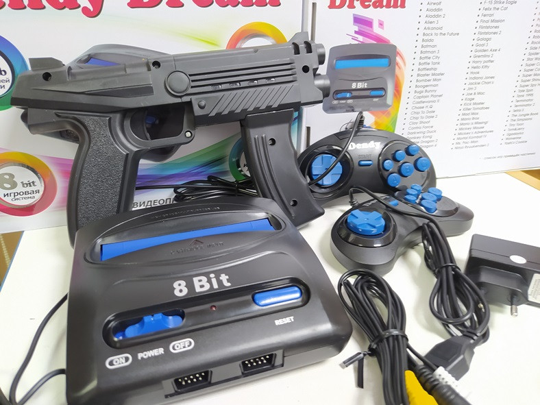 Ігрова приставка Dendy Dream 300 ігор плюс світловий пістолет NES Сюбор Картридж Супер Маріо Танчики Чип і Дейл