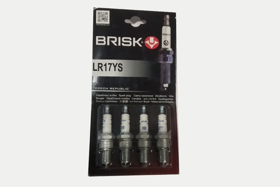Свічки запалювання 2101-07, 2170, 2190 під газ BRISK SILVER (LR17YS) срібний електрод