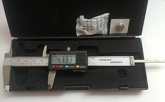 Штангенциркуль електронний VERNIER 100 (T304B. W-1210) D - 100 мм, точність 0,01 мм, з бігунком