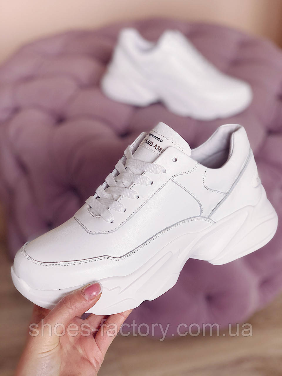 Шкіряні кросівки на високій підошві Ditas Білі жіночі