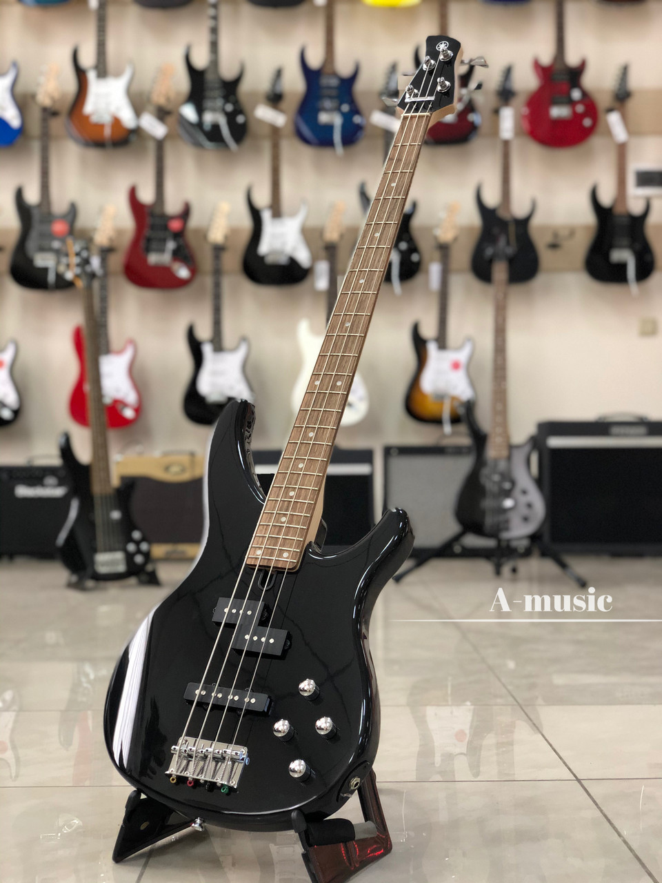 Yamaha TRBX-204 GB Бас гітара