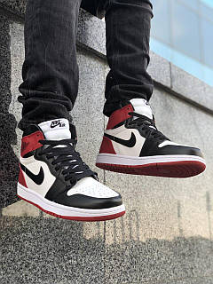 Кроссовки Nike Air Jordan 1 Retro High OG Black Toe, цена: 2200