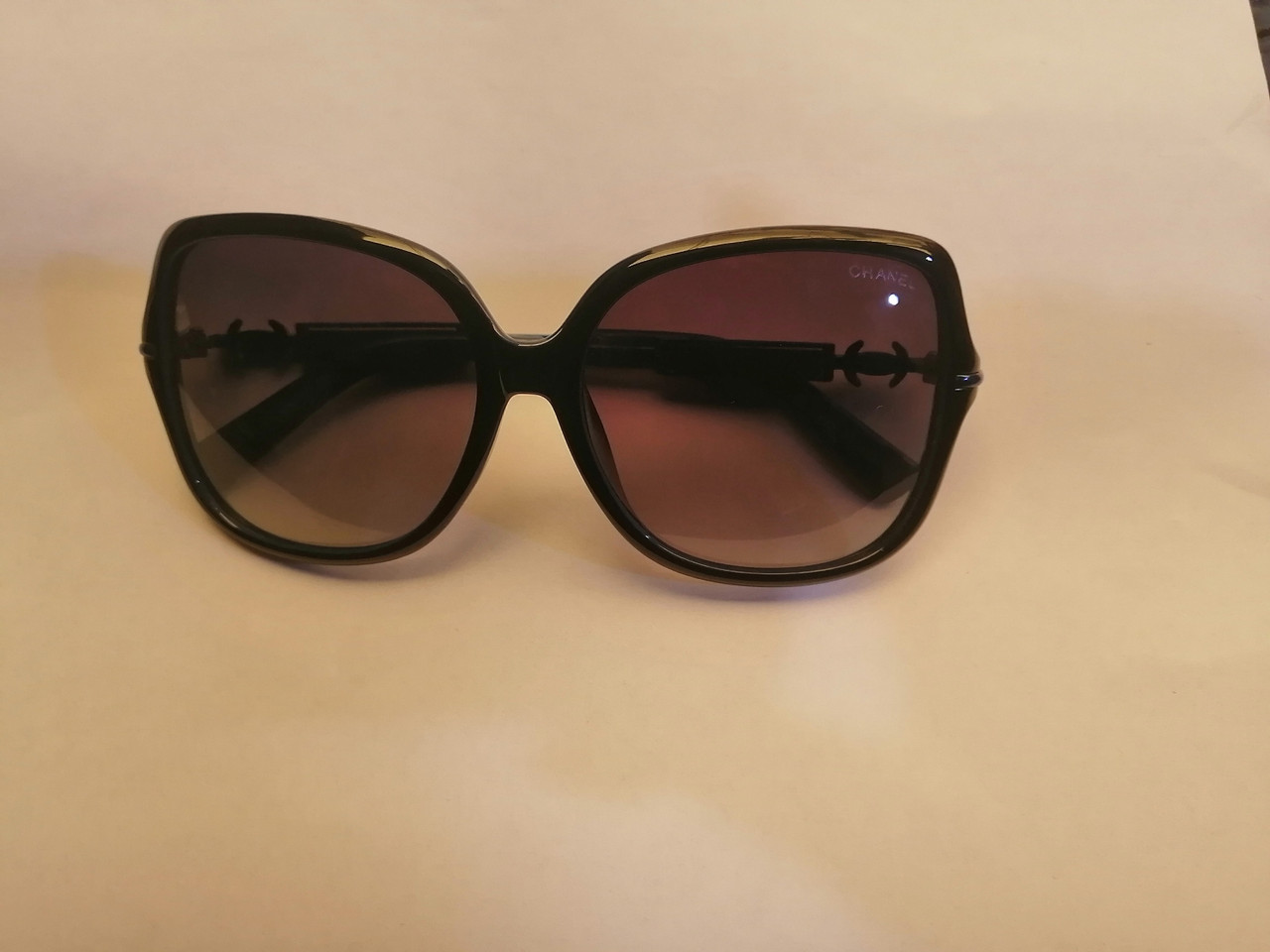 Сонцезахисні окуляри жіночі з полароїдної лінзою, синій оправа переходить у чорний.