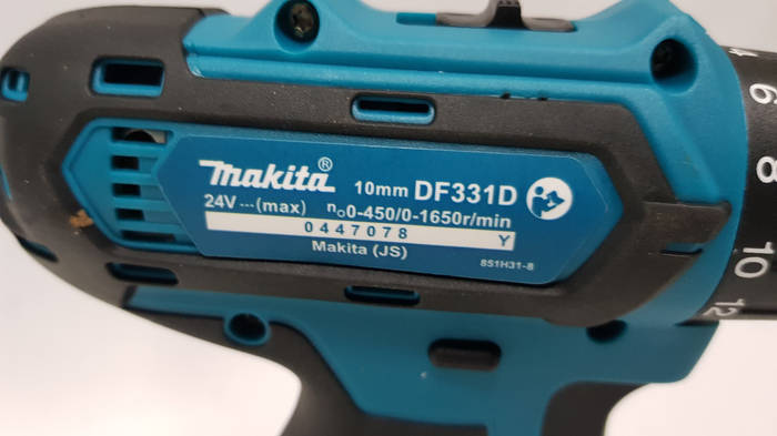 Шуруповерт аккумуляторный MAKITA DF331D + набор инструмента 24V 3А/Ч ...