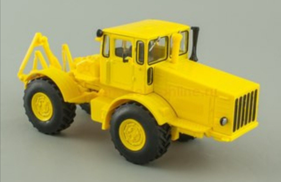Трактори №7 - К-700 "Кіровець"