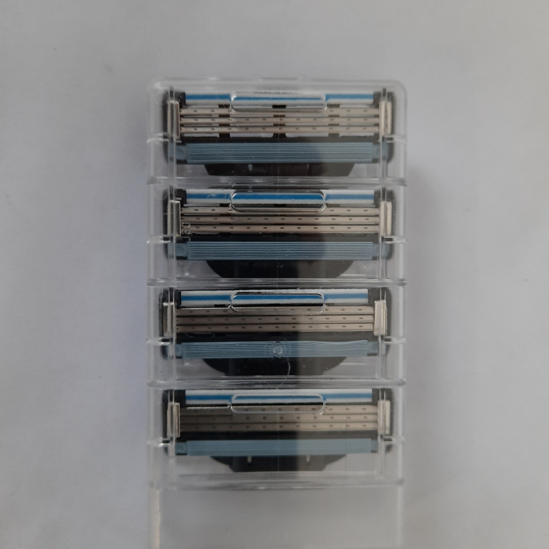 Касети чоловічі для гоління Gillette Mach 3 4 шт продаються без упаковки ( Жиллетт Мак 3 оригінал)