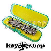 Комплект (KLOM) зажимов автомобильных и квартирных ключей для копировально-фрезерного станка.