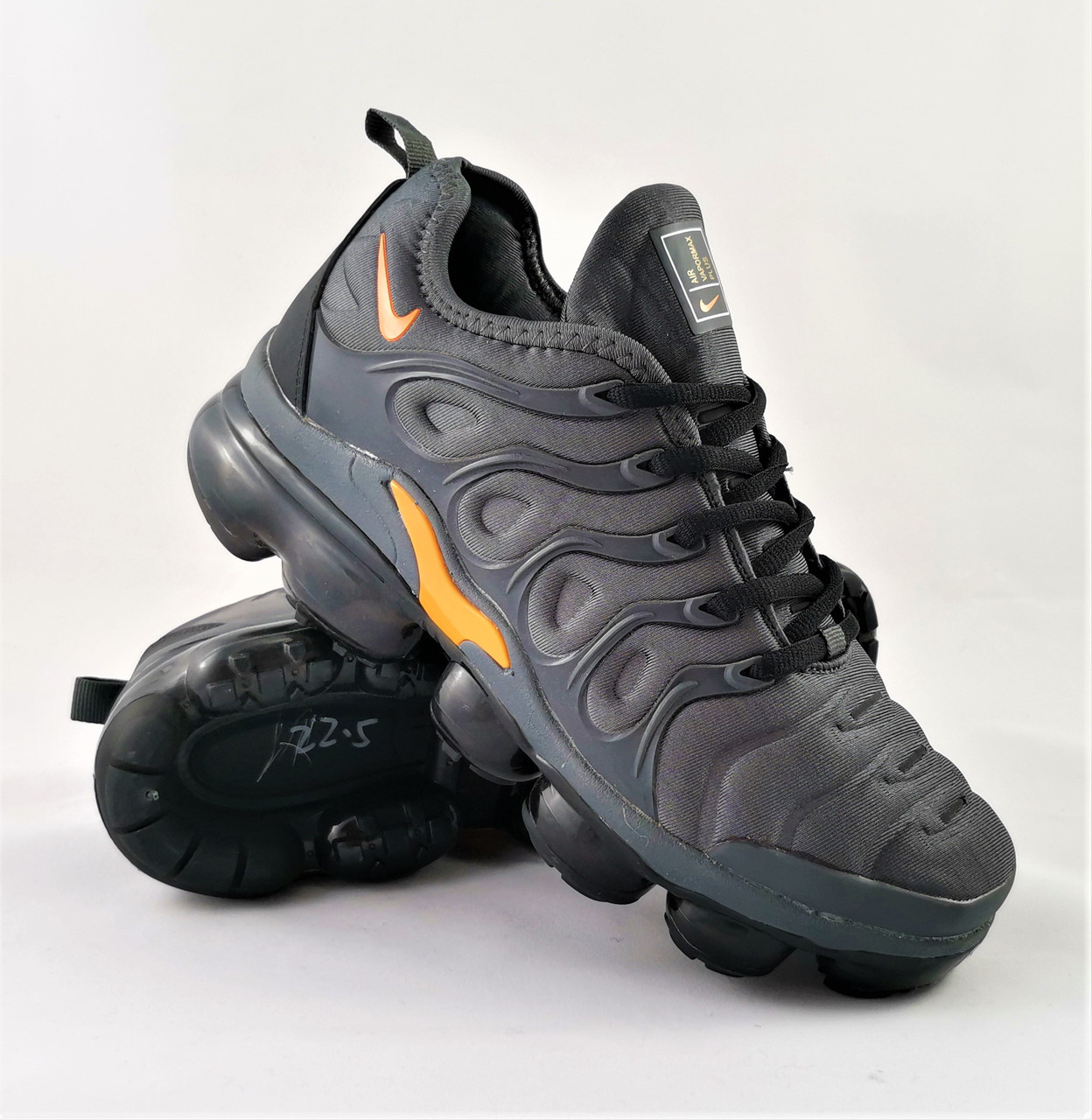 Vapormax plus store 43