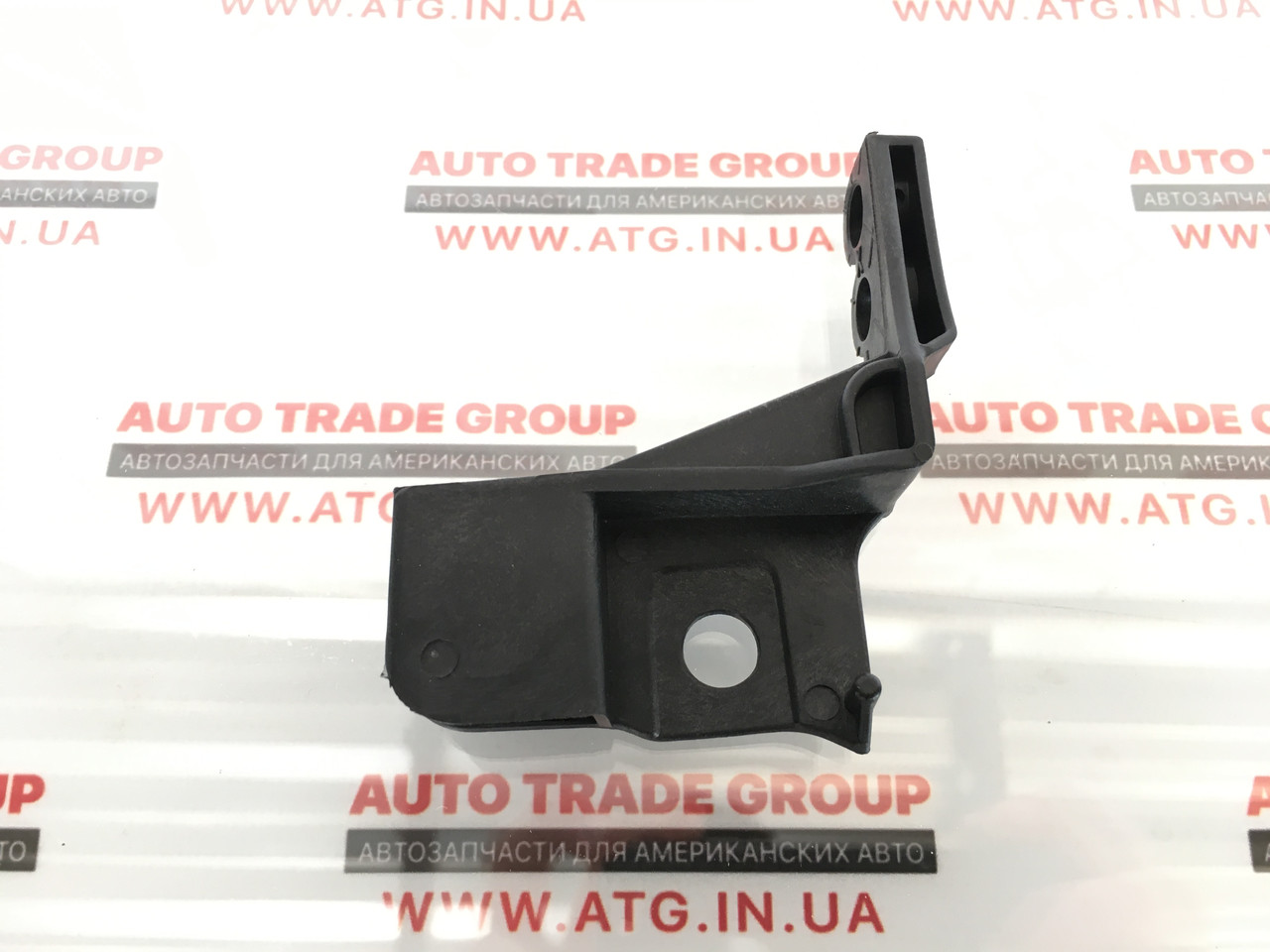 Кріплення фари ліве Ford Fusion 2013-2016 — неоригінал DS7Z-13A005-A
