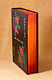 Книга "Interesting Ukraine / Kyiv" Вікторія Угрюмова в шкіряній палітурці  (англійською мовою), фото 3