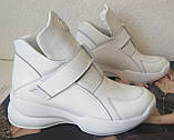 Philipp Plein весна 2024! Жіночі білі снікерси черевики Філіп плейн на танкетці з липучками, фото 3