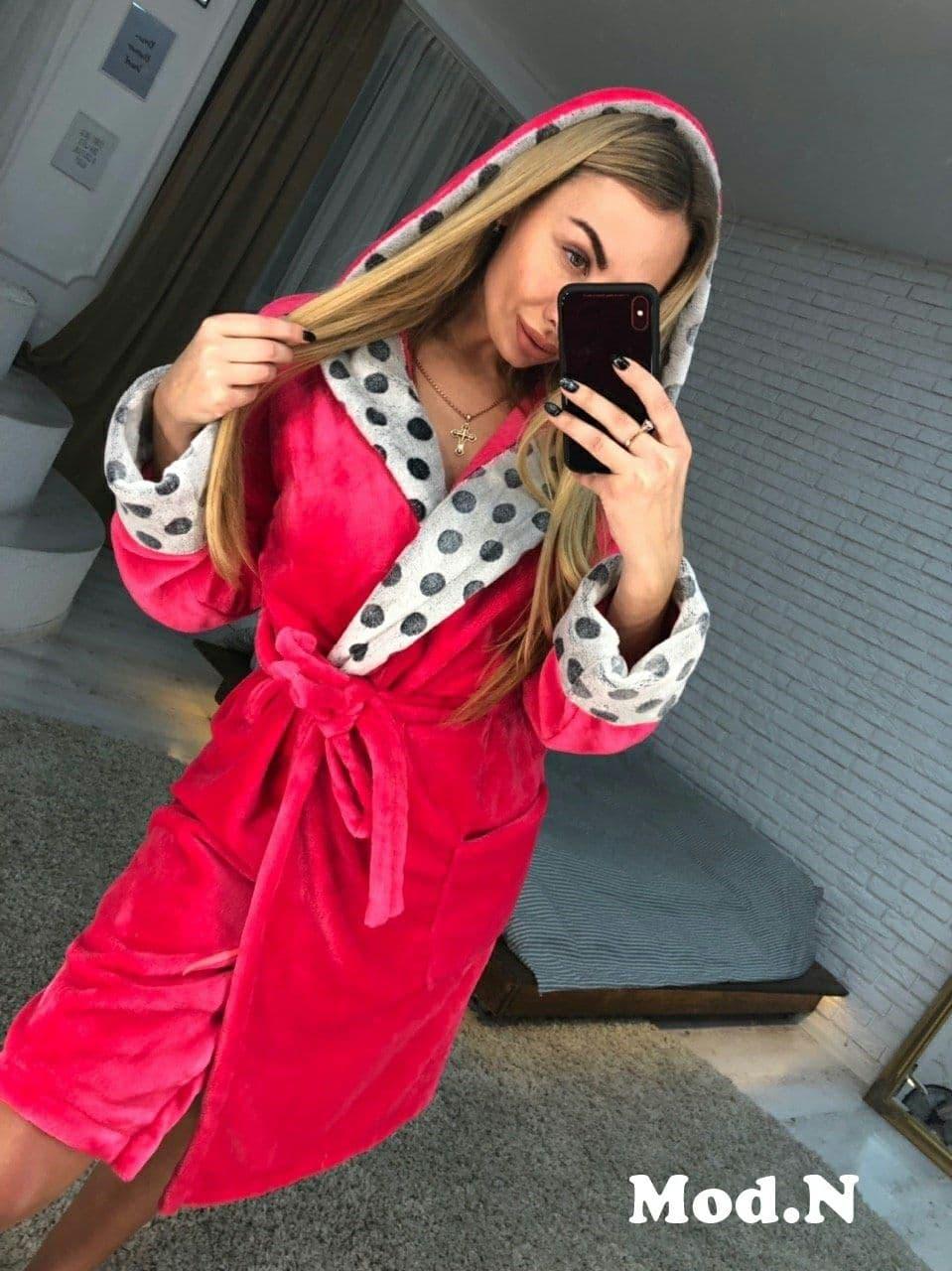 Жіночий махровий халат із капюшоном червоний із горохом, фото 1