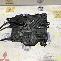 Полка под акамулятор PEUGEOT BIPPER 2008- 51805522