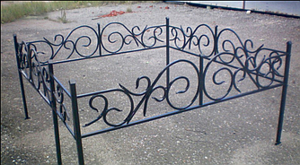 Огорожа на кладовище, С-15