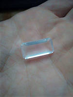 6.92 кт Природний рожевий кварц 17.7 х 9 мм.