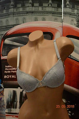 Сірий бюстгальтер з вишивкою