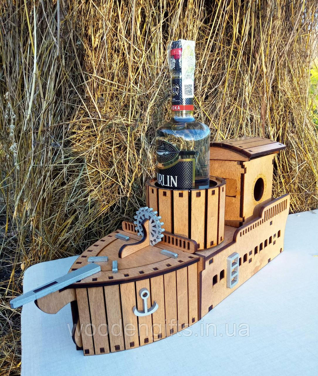 Дерев'яний Міні бар Корабель коричневий для подарунку моряку сувенір ручної роботи