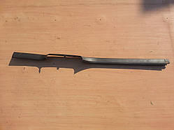 Права внутрішня обшивка порога 4B0853906A Audi A6 C5 Allroad 2000-2005гг