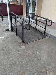 Пандус з рифленого листа для дитячих колясок та інвалідних візків, 2,5м