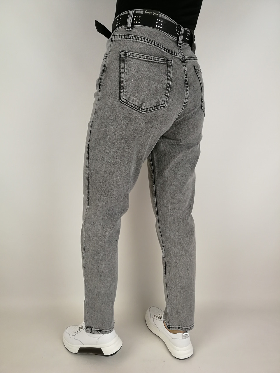 Женские Джинсы Мом Полубатал — Купить Недорого на Bigl.ua (1369787493)