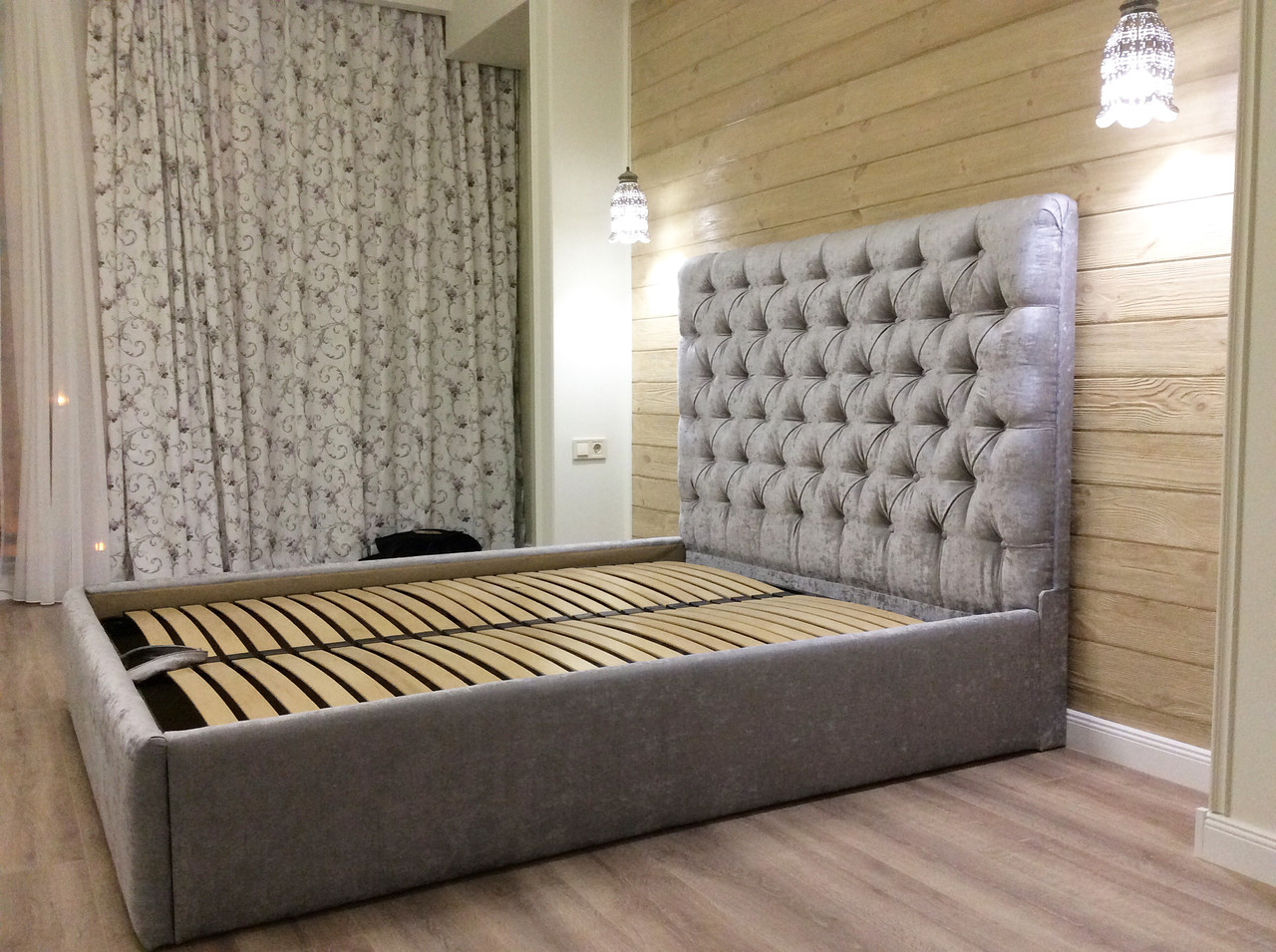 Двоспальне Ліжко Nice 160*200 з підйомним механізмом і м'яким високим узголів'ям честер з утяжка