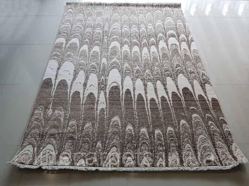 Синтетичний килим в стилі модерн
